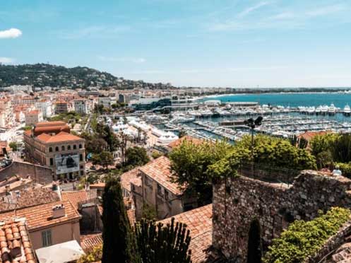 On assure vos courses jusqu'à Cannes durant le Festival